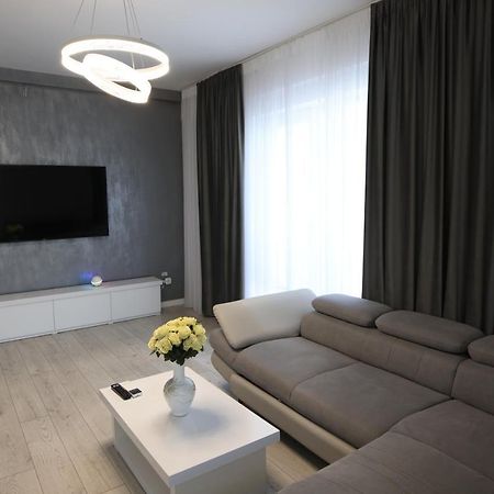Nicho Residence Bucurestii Noi Luaran gambar
