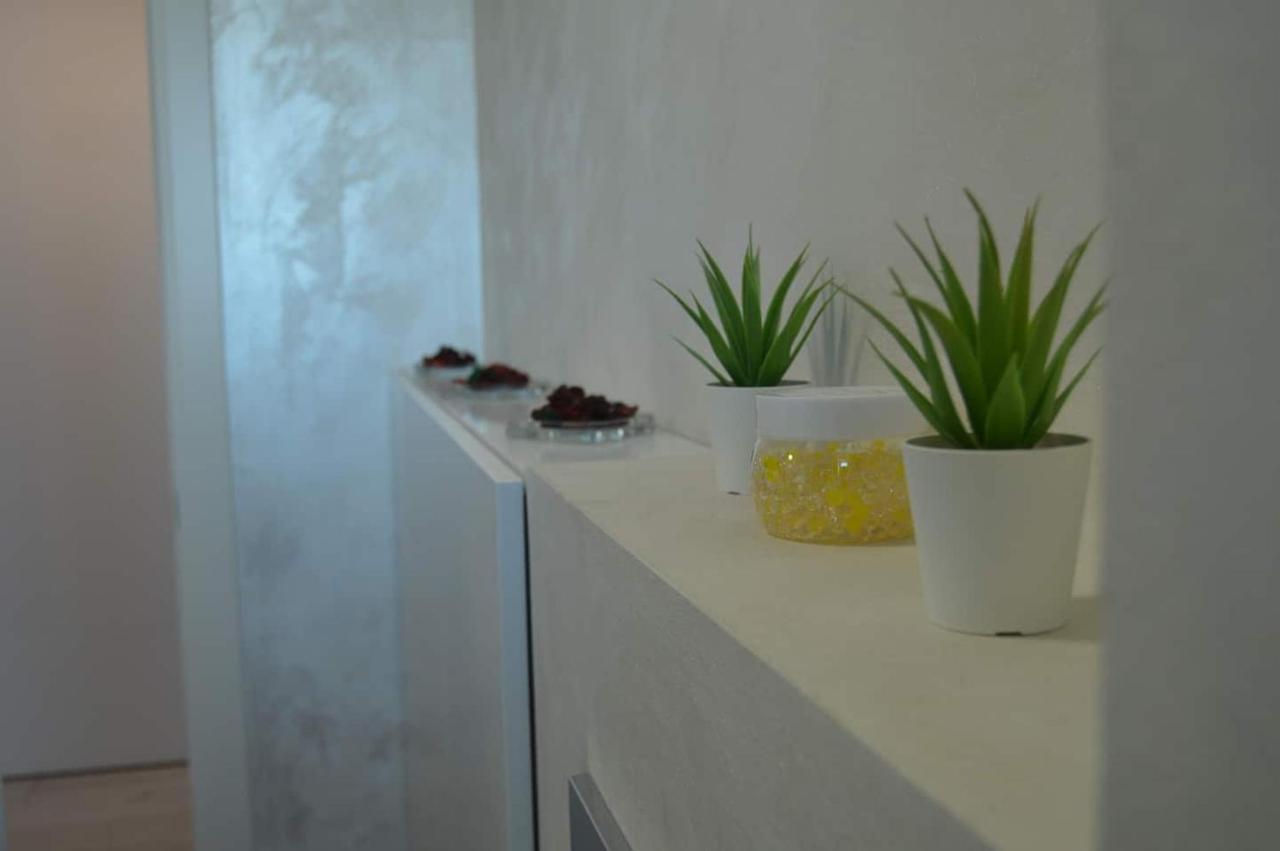 Nicho Residence Bucurestii Noi Luaran gambar